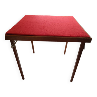 Table de bridge pliable.