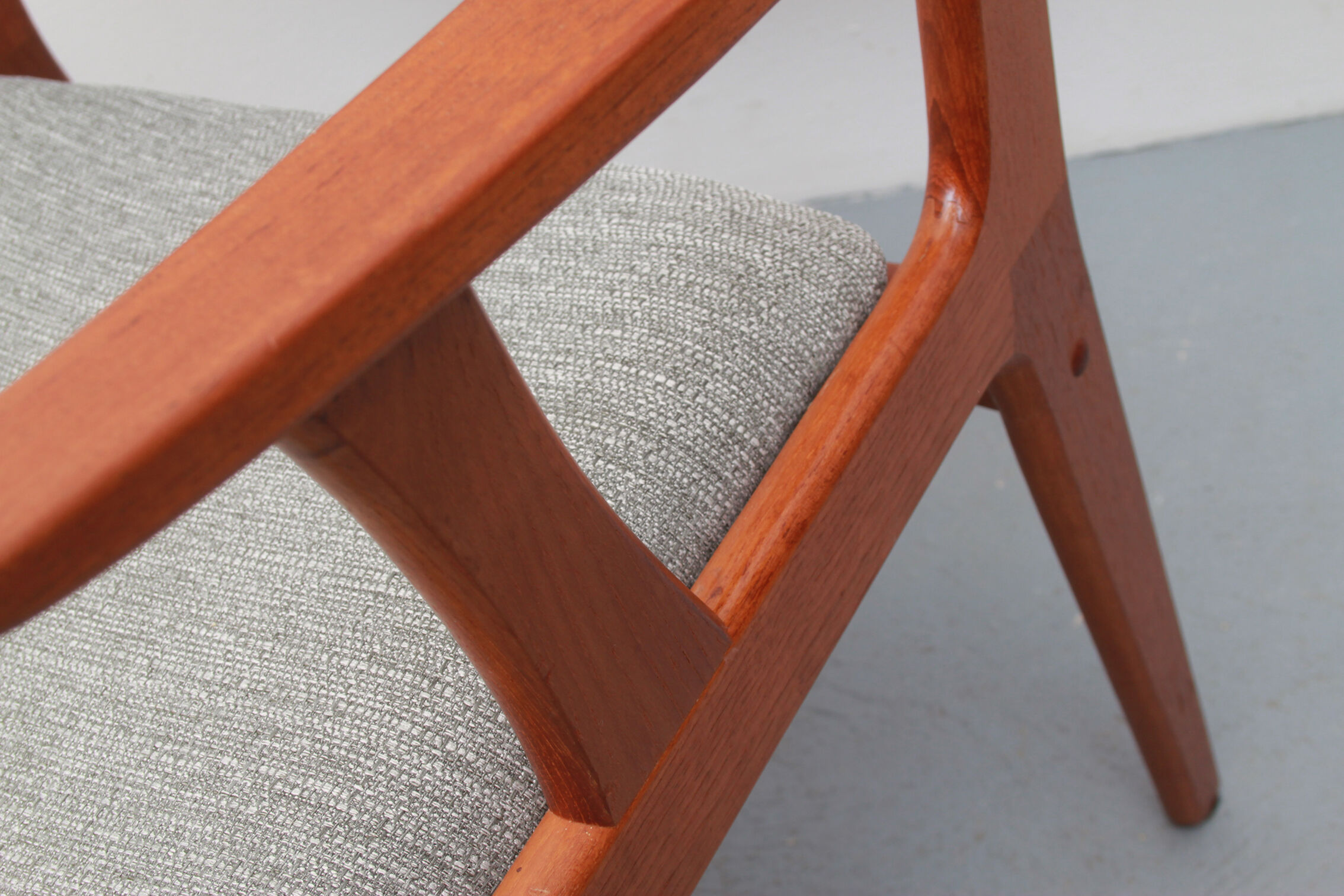 Fauteuil en teck danois des années 1960, Johannes Andersen pour Uldum