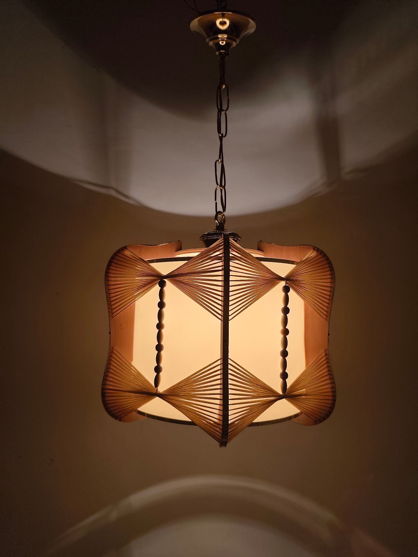 Raffia and wood ceiling lamp. Spain, 1970s.