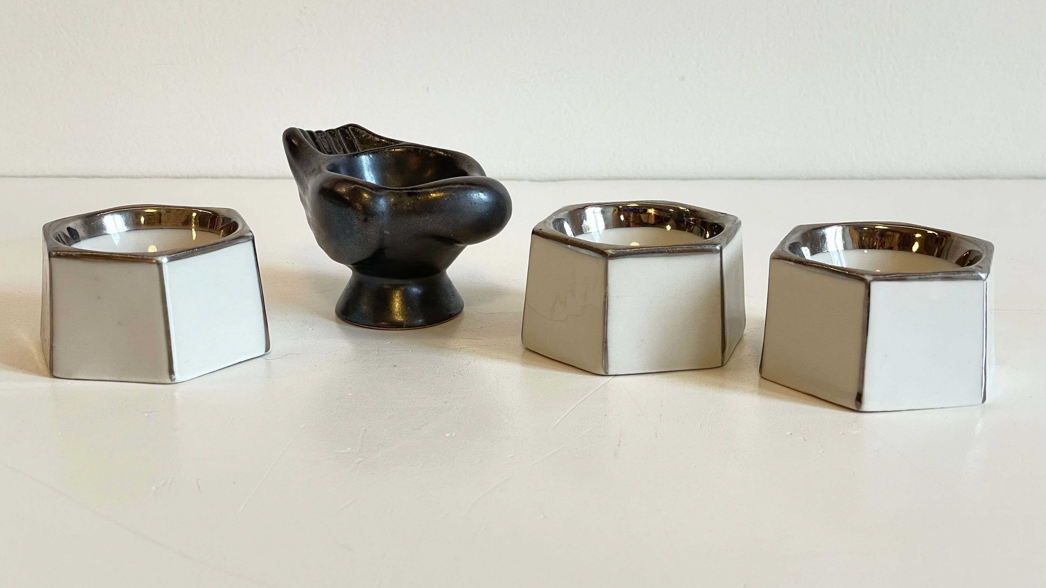 4 eggcups in ceramic period art deco