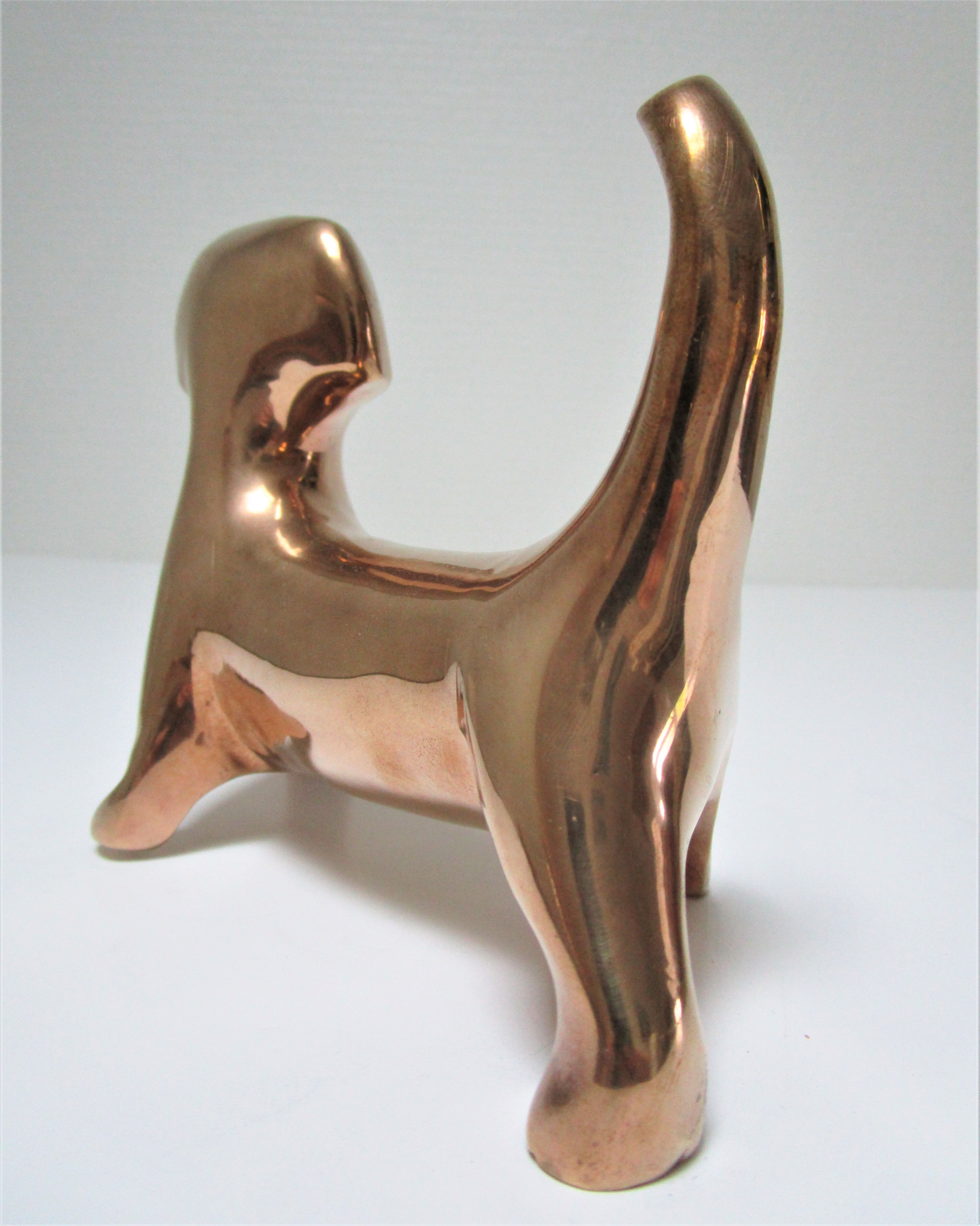 Chien sculptural laiton vintage années 60-70