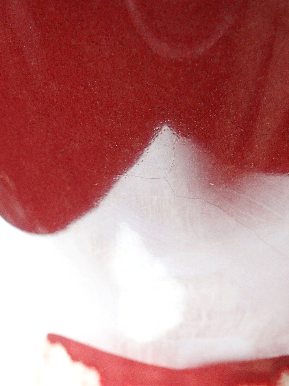 Covered vase, Chinese ginger jar in oxblood and celadon ceramic.