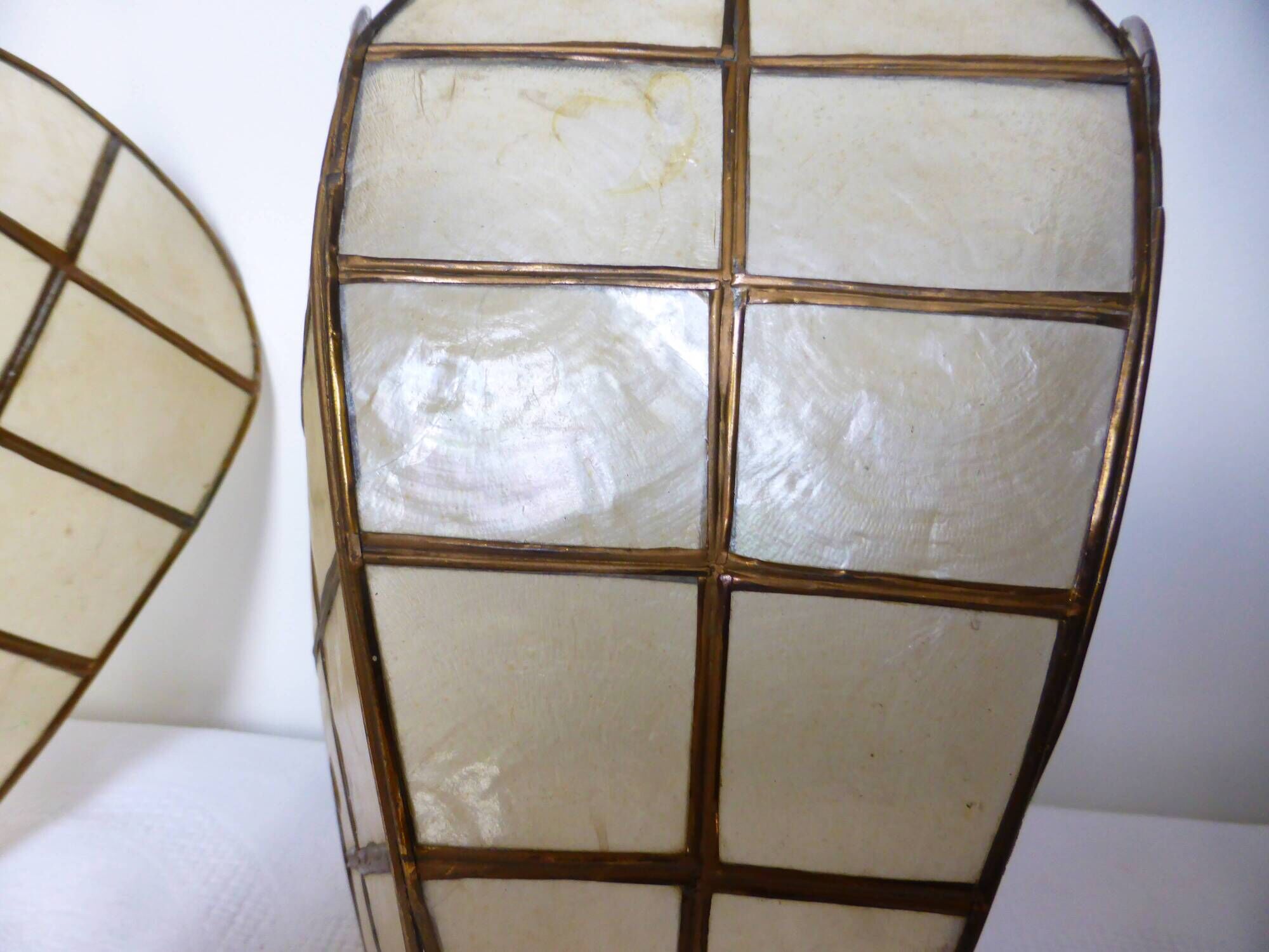 Vintage mother-of-pearl and brass wall lamp 210897