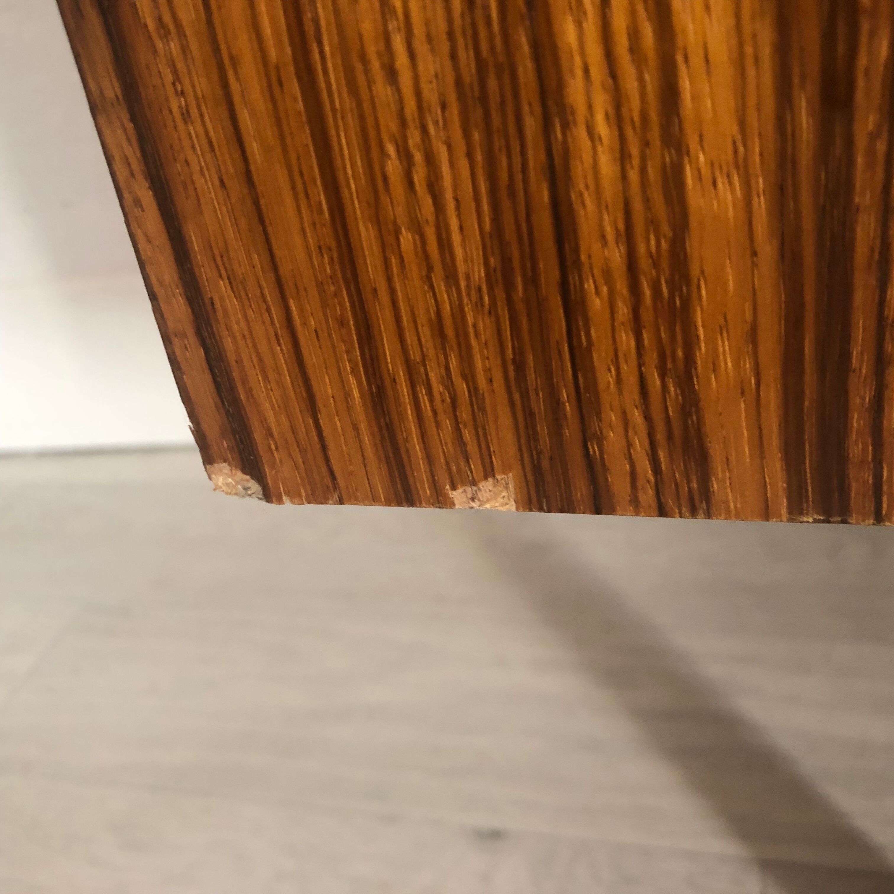 Enfilade wood doors with vintage valves 60s/70s