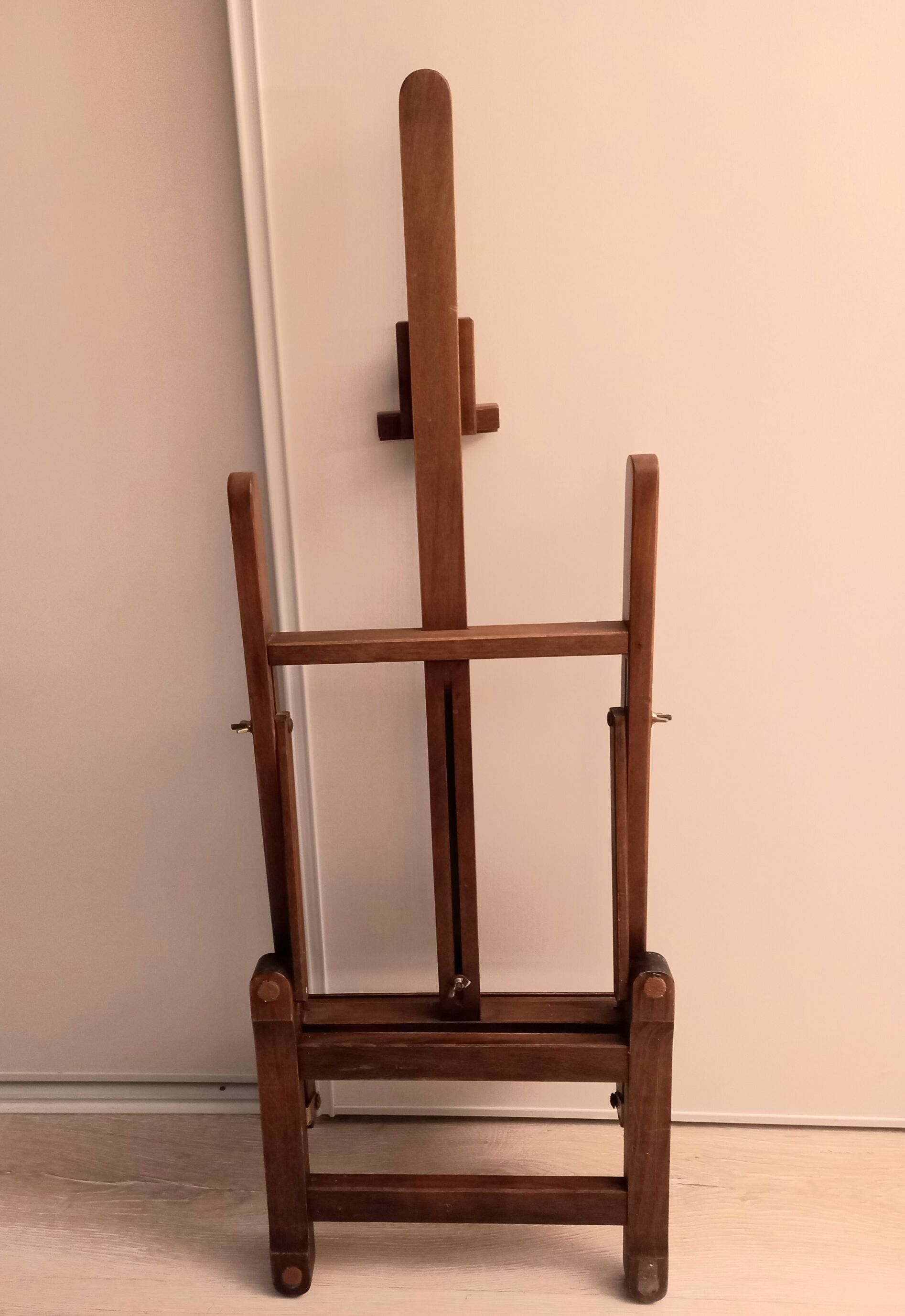 Painter's wooden easel
