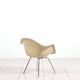 4 chaises longues Eames DAX en fibre de verre avec revêtement violet par Herman Mille