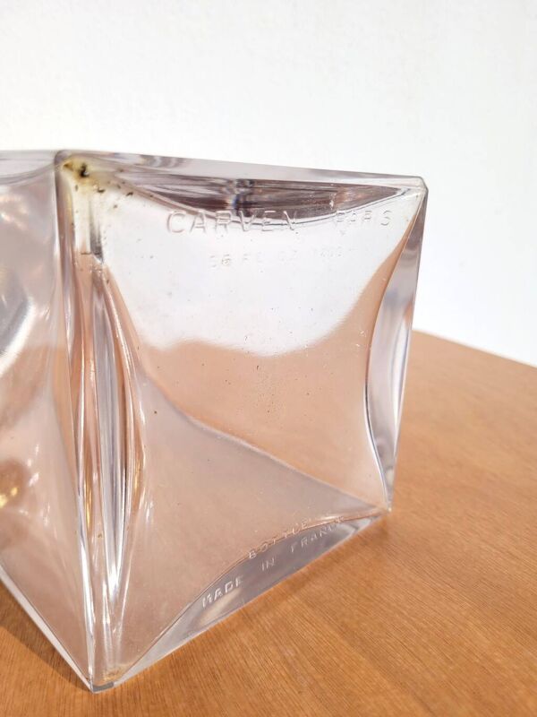 Pied de lampe parfum Carven Paris