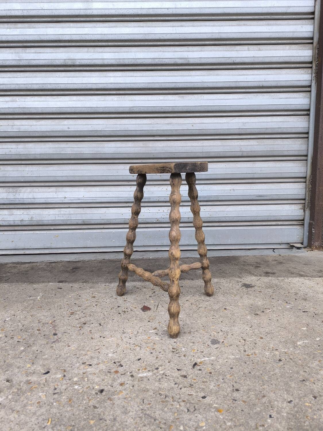 Tripod stool