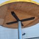 Table ronde formica jaune 1970