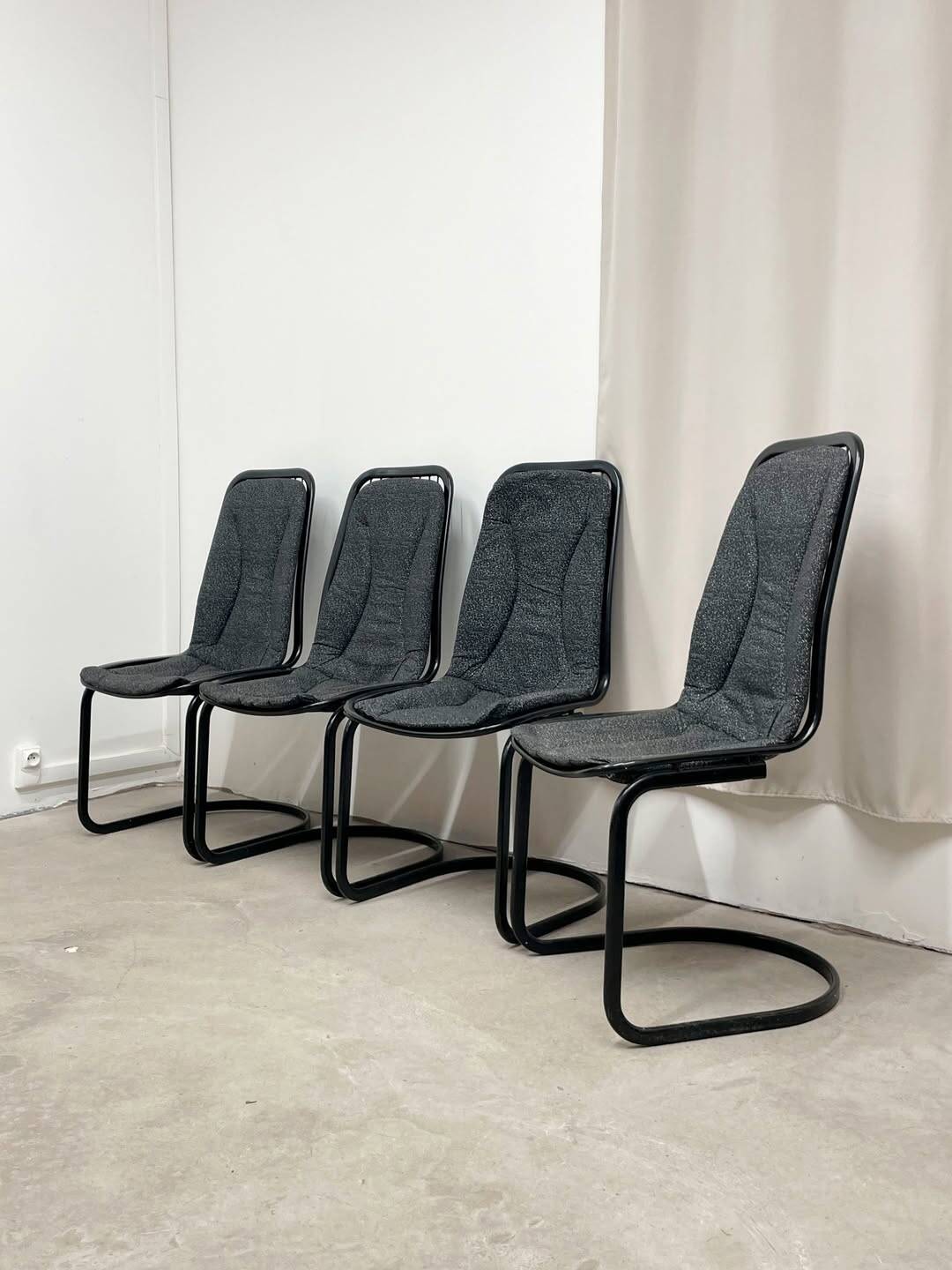 4 black wire metal chairs