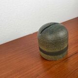 Minimalist vase by Dutch studio from the mid-century by Piet Knepper for Mobach, 1960s.