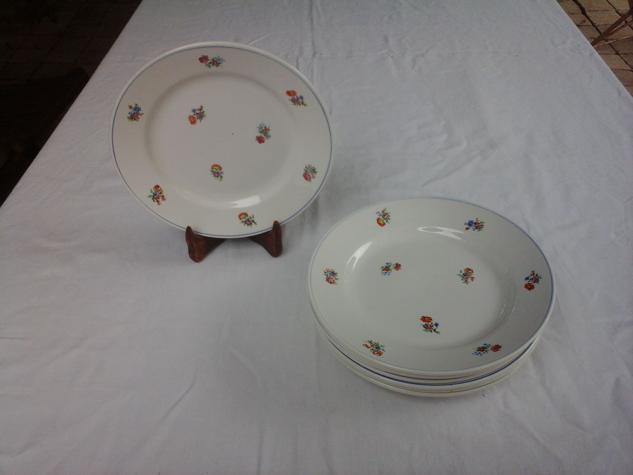 Set of 8 dishes flat Moulin des Loups