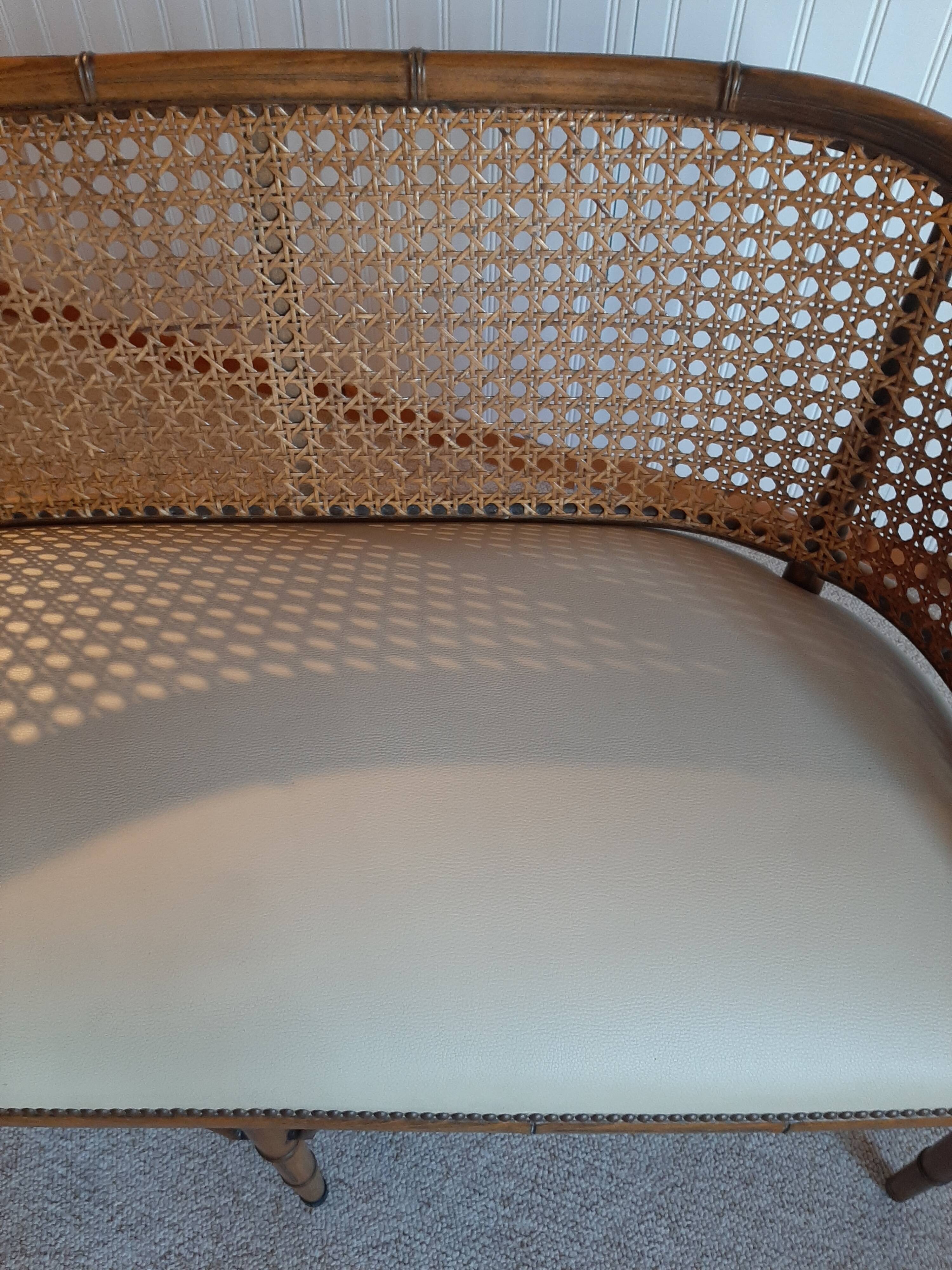 2-seater bamboo cane bench in vintage white imitation leather