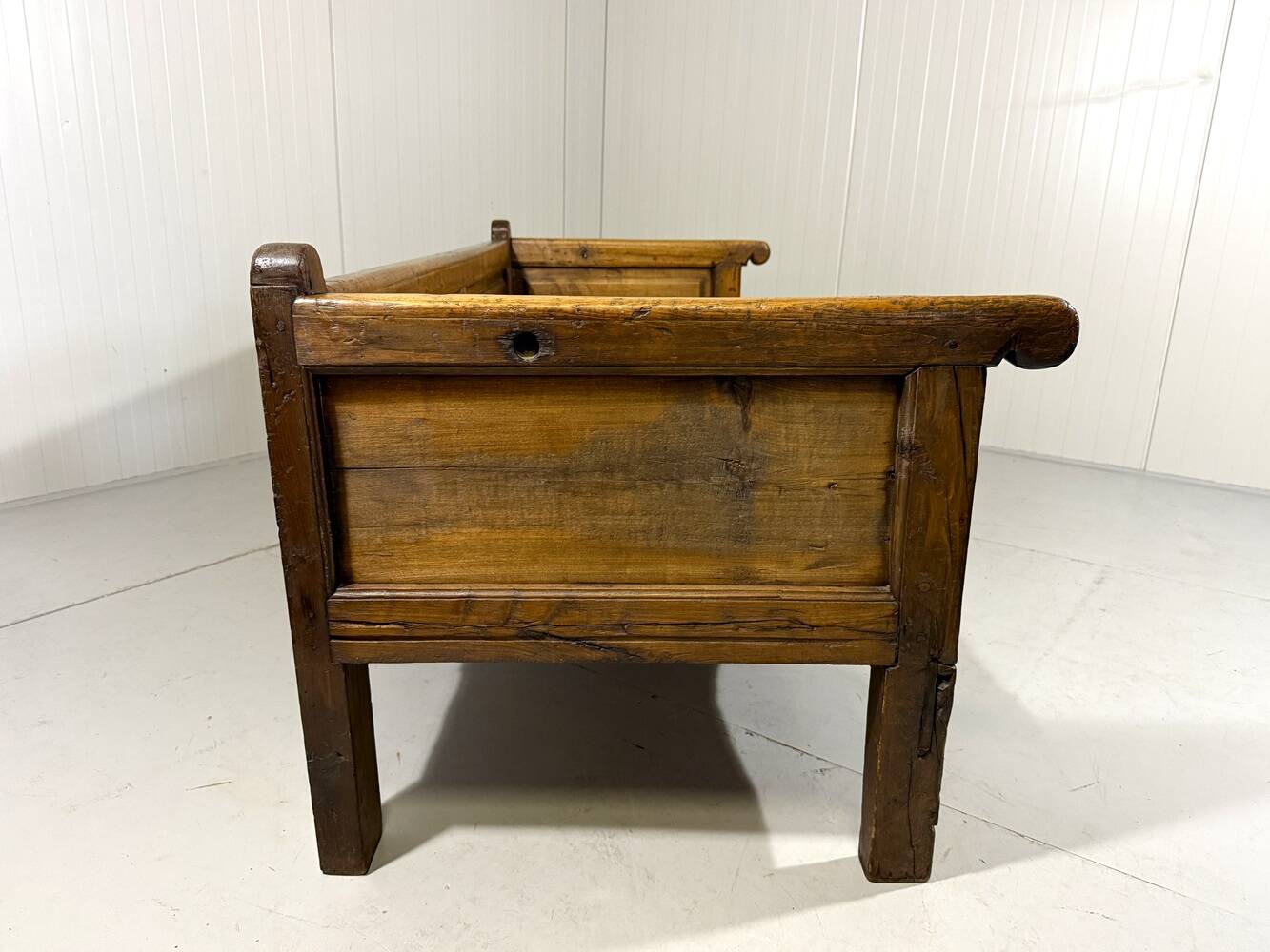 Rustic Spanish sofa bed from the 1880s.