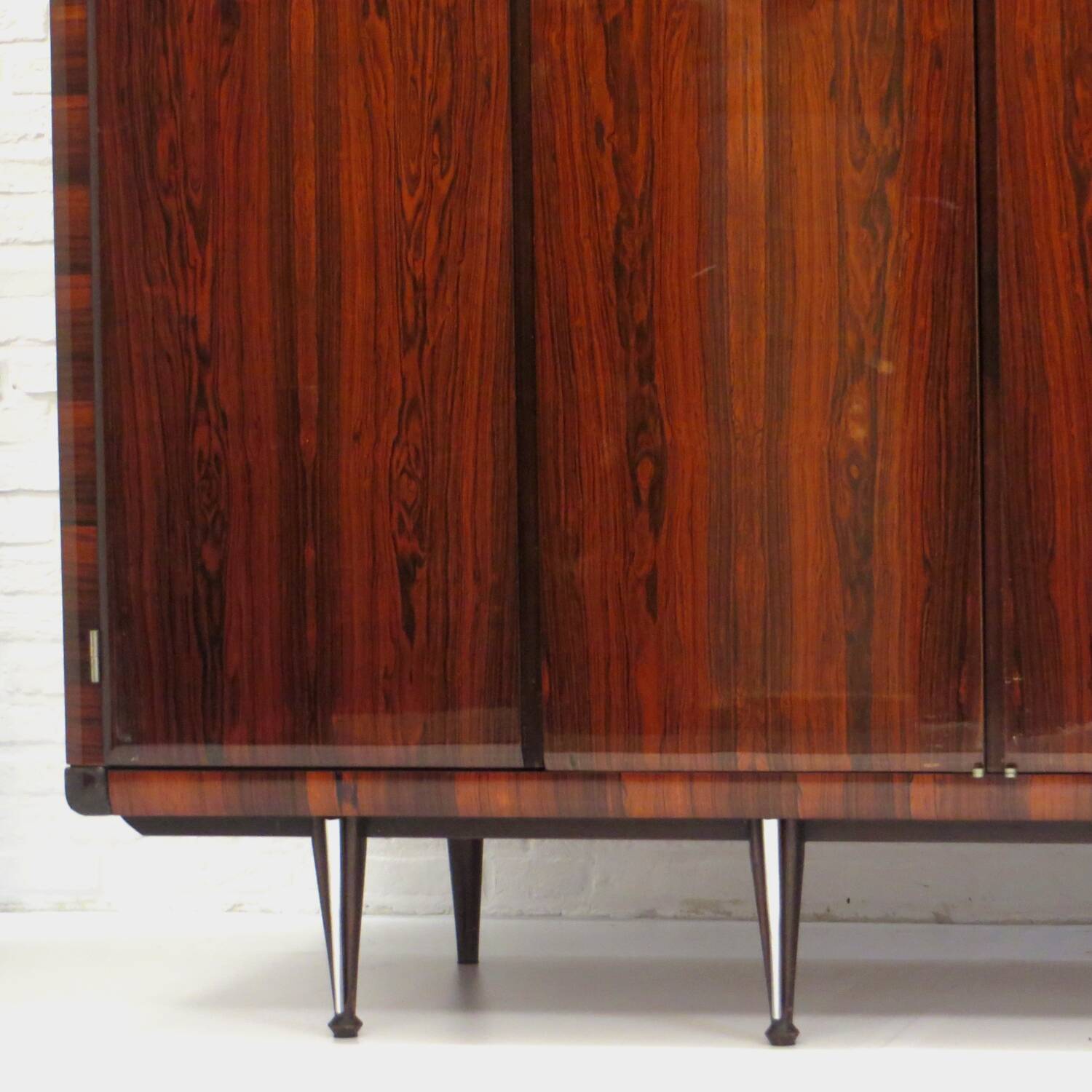 Vintage mid century modern Italian design wardrobe in rosewood, 1960s