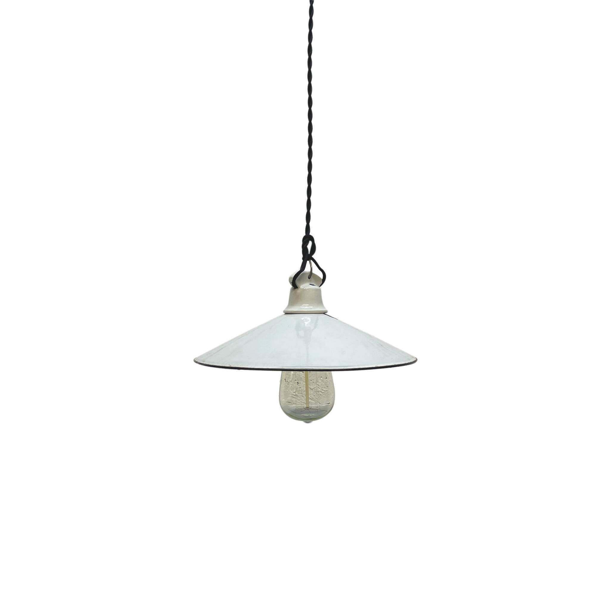 Lampe vintage émaillée, 1950