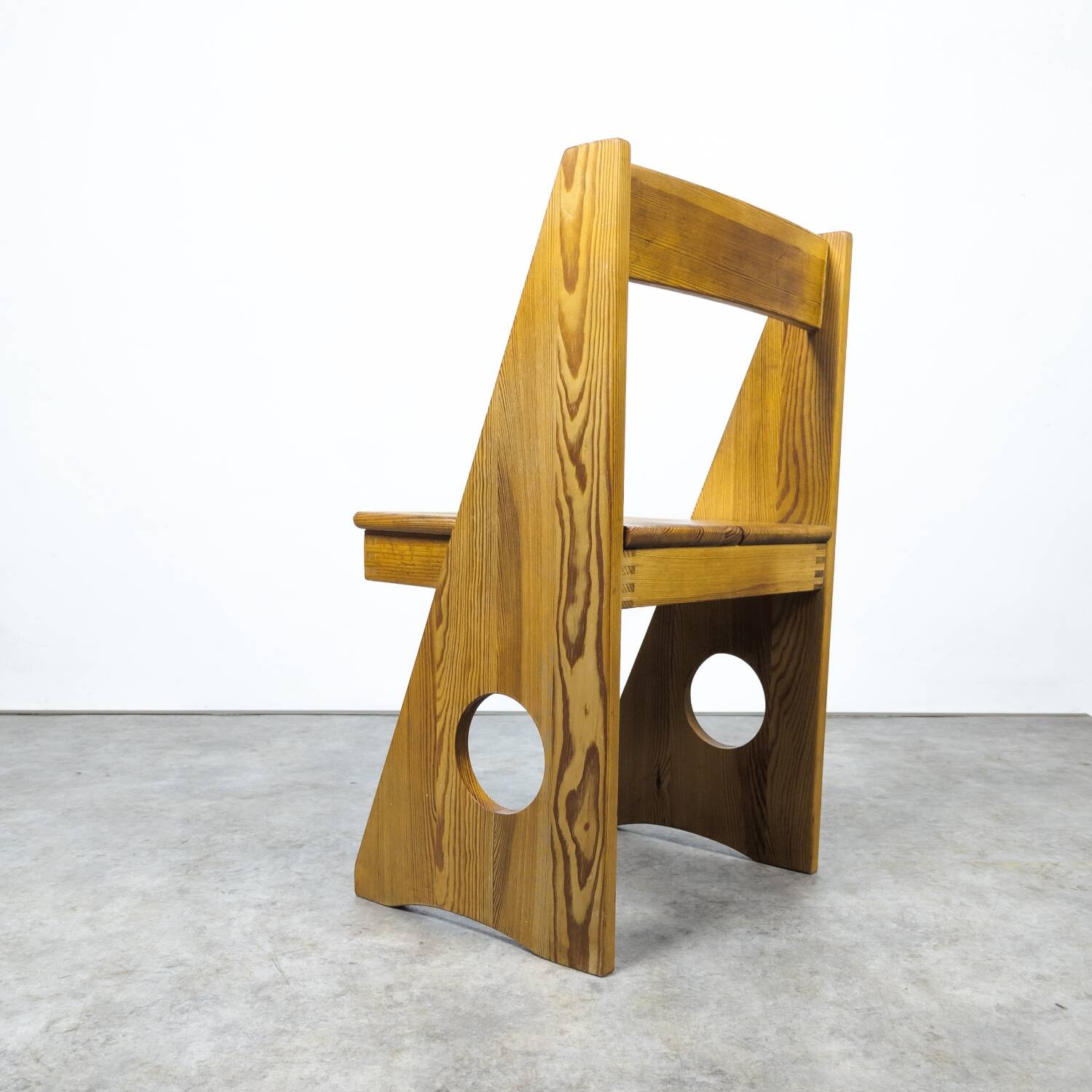Solid pine sculptural chair by Gilbert Marklund for Furusnickarn