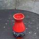 Lot de deux vases  en céramique émaillée rouge et grise, style Vallauris