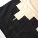 Tapis kilim berbère marocain écru à motifs graphiques noirs 300x194cm