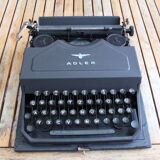Machine à écrire ancienne adler année 30-40