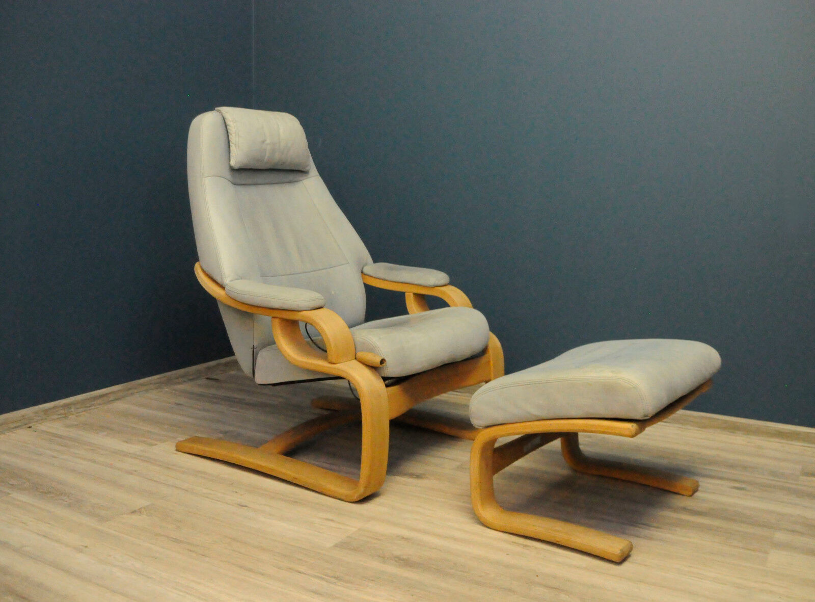 Fauteuil avec repose-pieds Skippers Mobler
