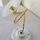 Serrated opaline suspension