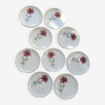 Set of 9 pink daisy dessert plates