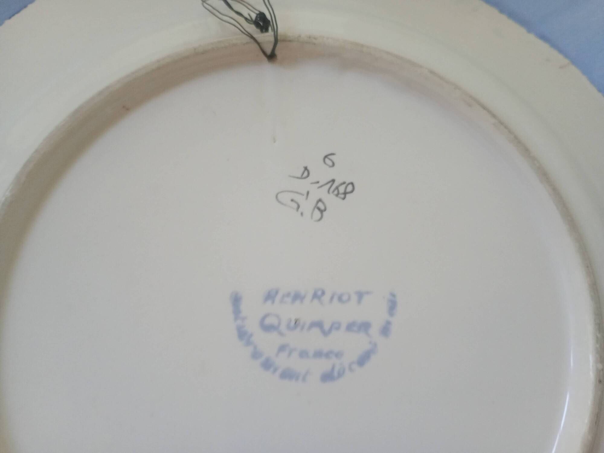 Henriot quimper france - wall plate with flowers - hand-decorated faience