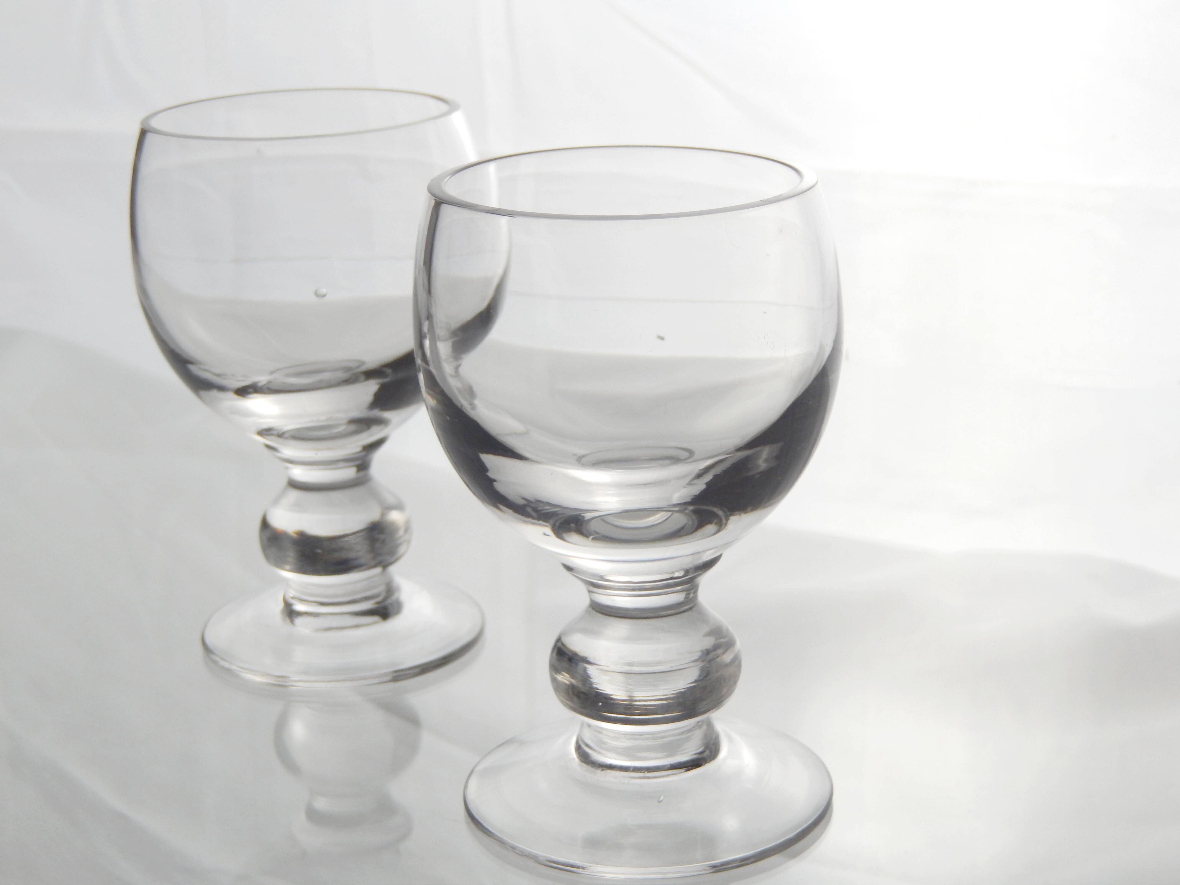Verres à liqueur ancien. Lot de 2 pièces