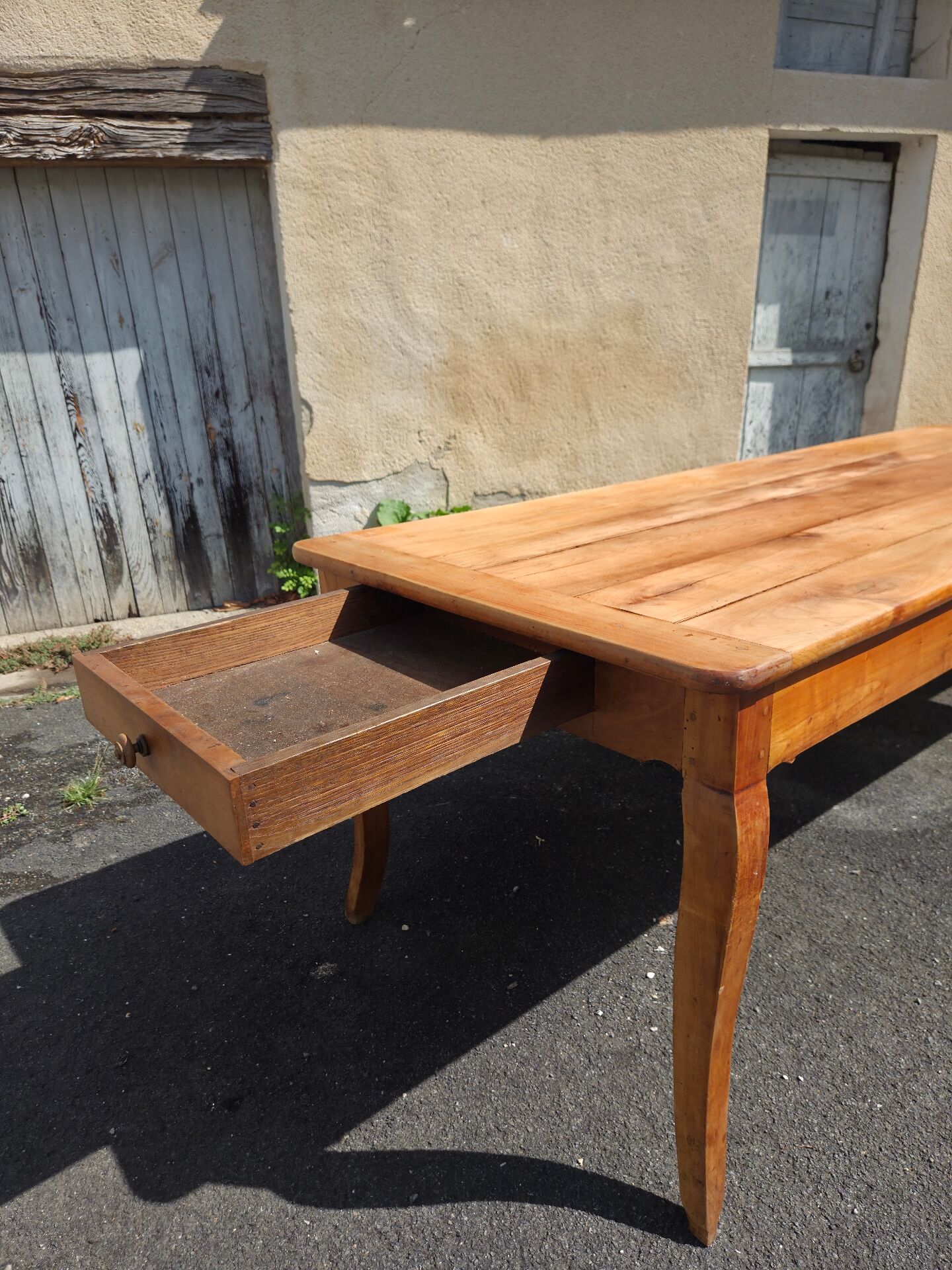 Table de ferme provinciale