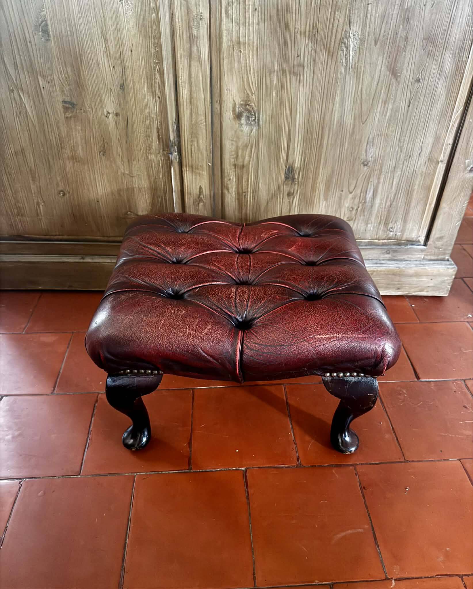 Vintage 1970s Chesterfield red leather footrest