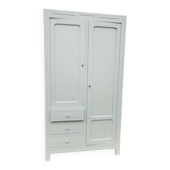 Parisian wardrobe with two doors