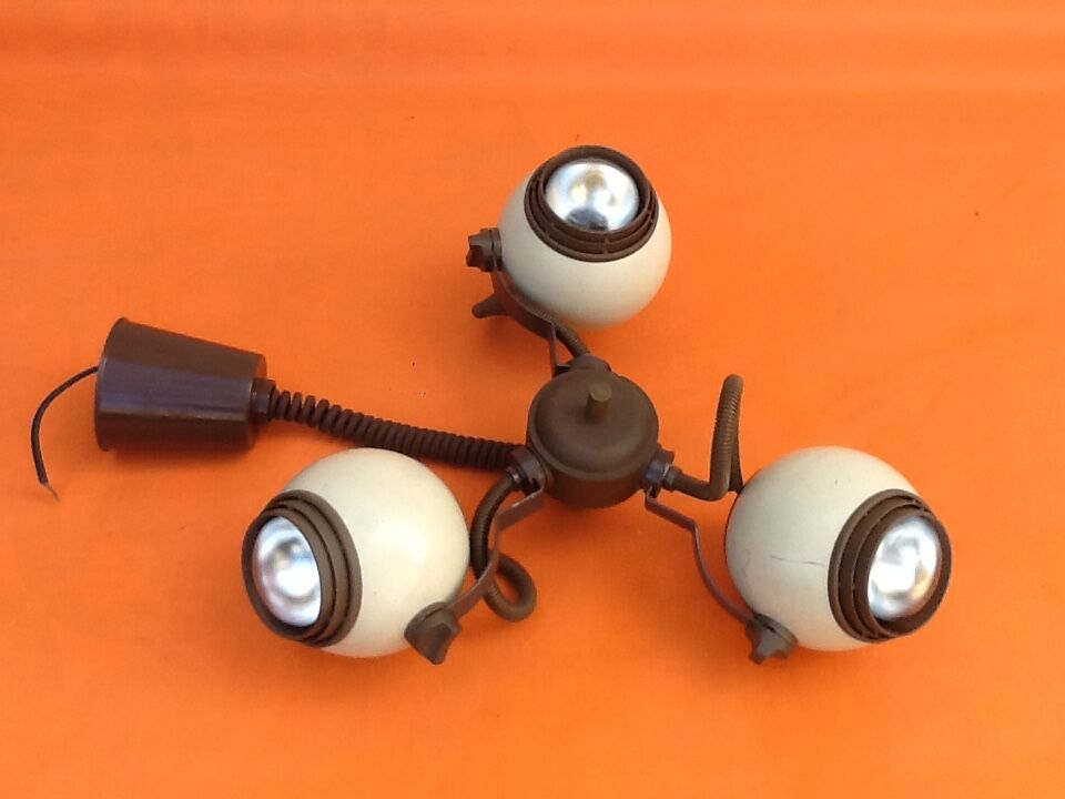 Extendable and adjustable chandelier Eyeball Vrieland