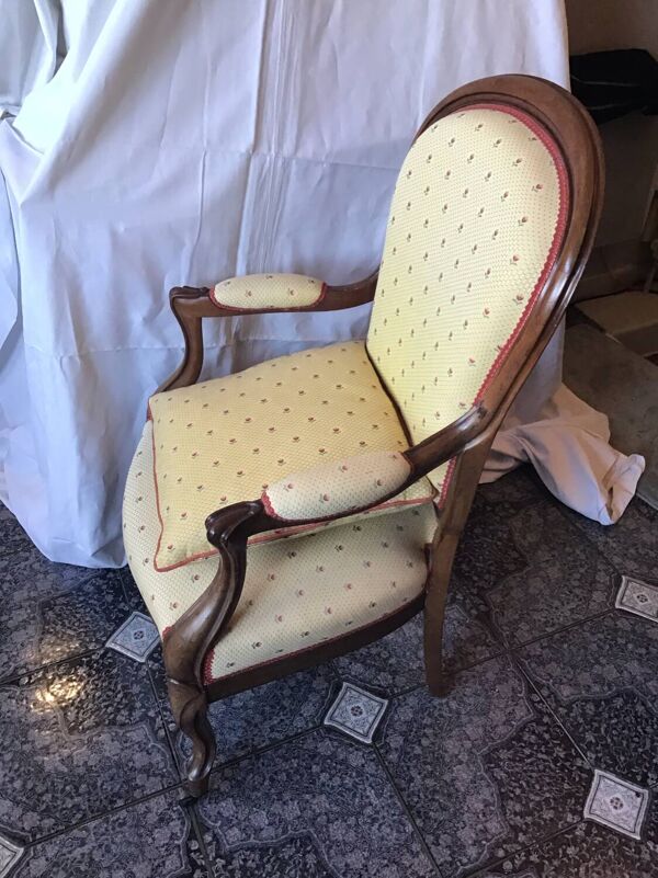 Fauteuil XIXE style Louis Philippe à dossier violine