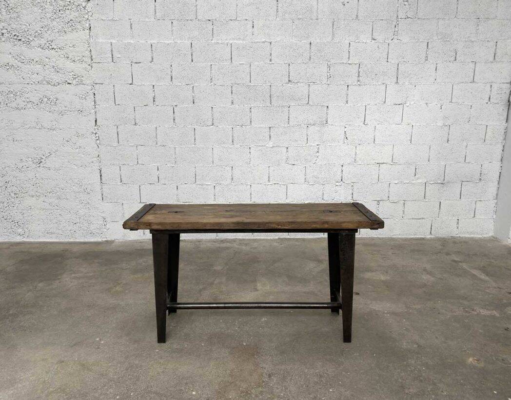Small industrial console