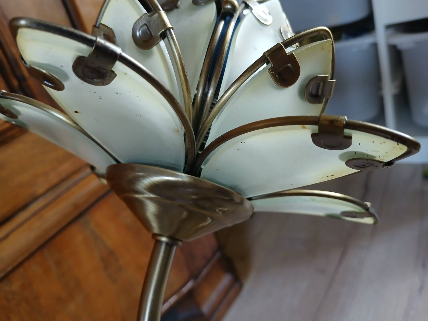 Antique Lotus Flower Lamp