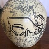 Vintage ceramic pitcher parietal art