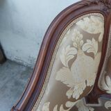 Louis XV shepherdess armchair in carved walnut
