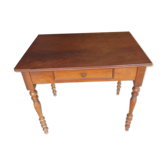 Table en bois fruitier
