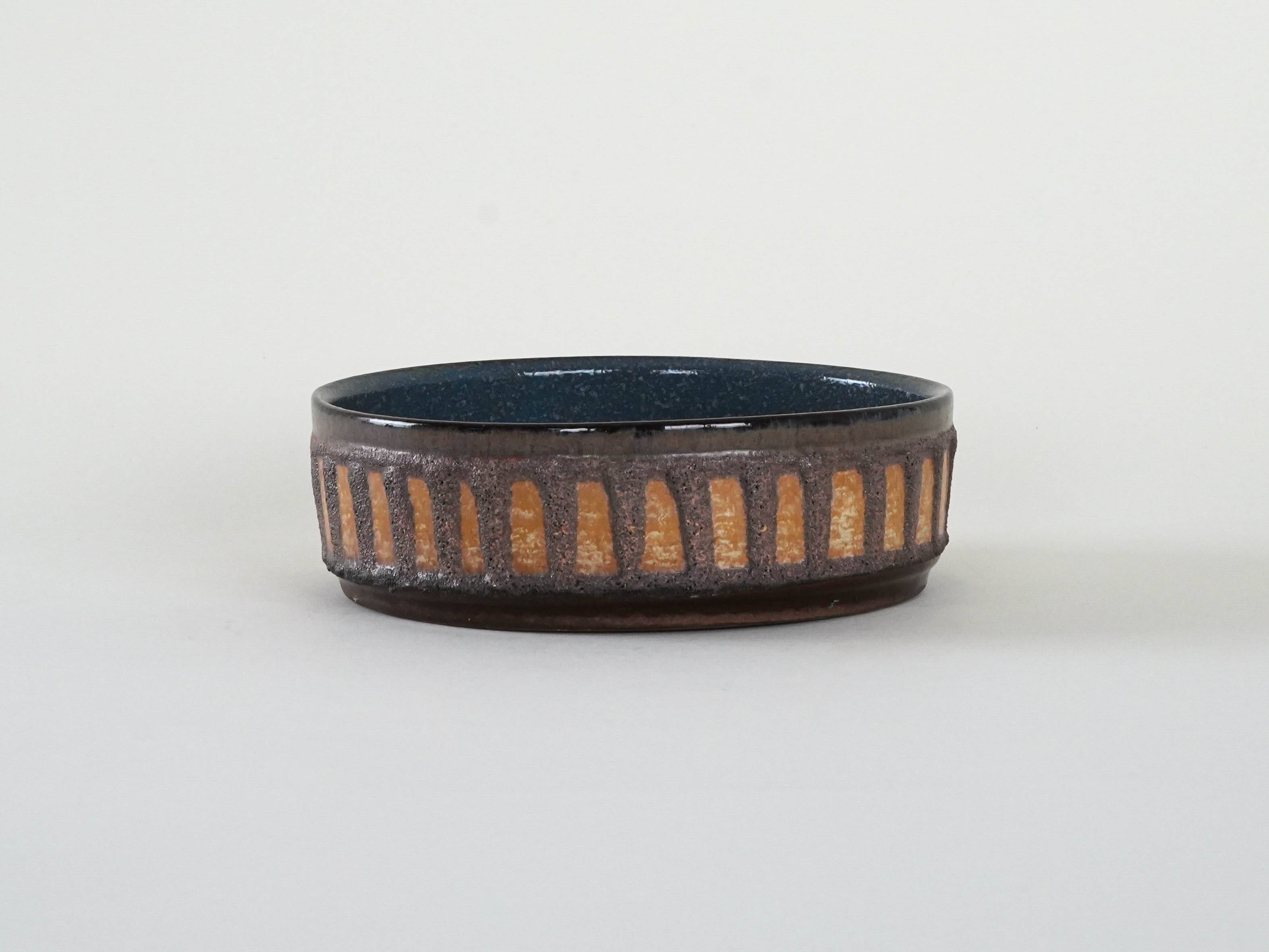 Ceramic bowl, Danish design, 1960s, production: Denmark