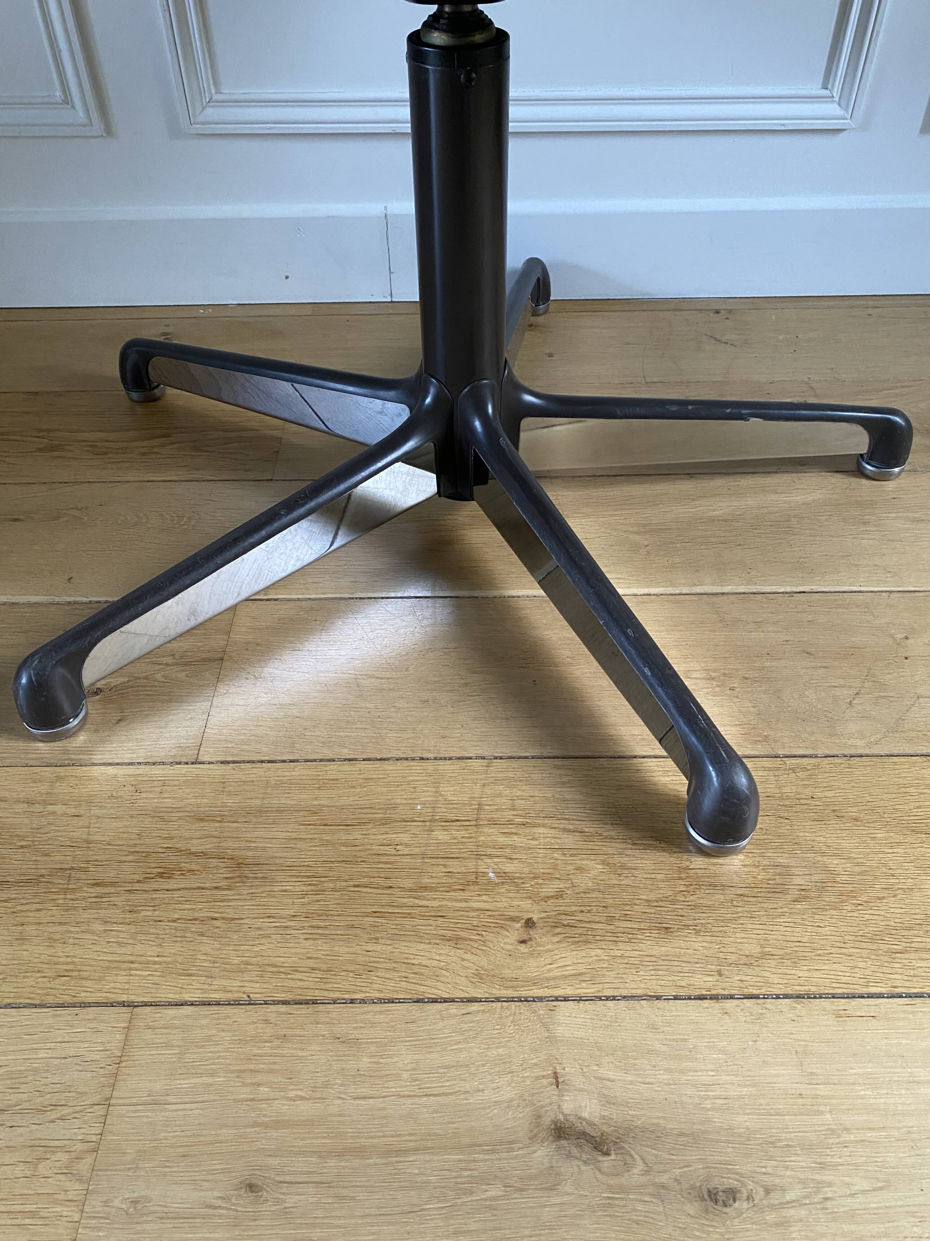 Office chair / vintage chair charles pollock "executive chair"