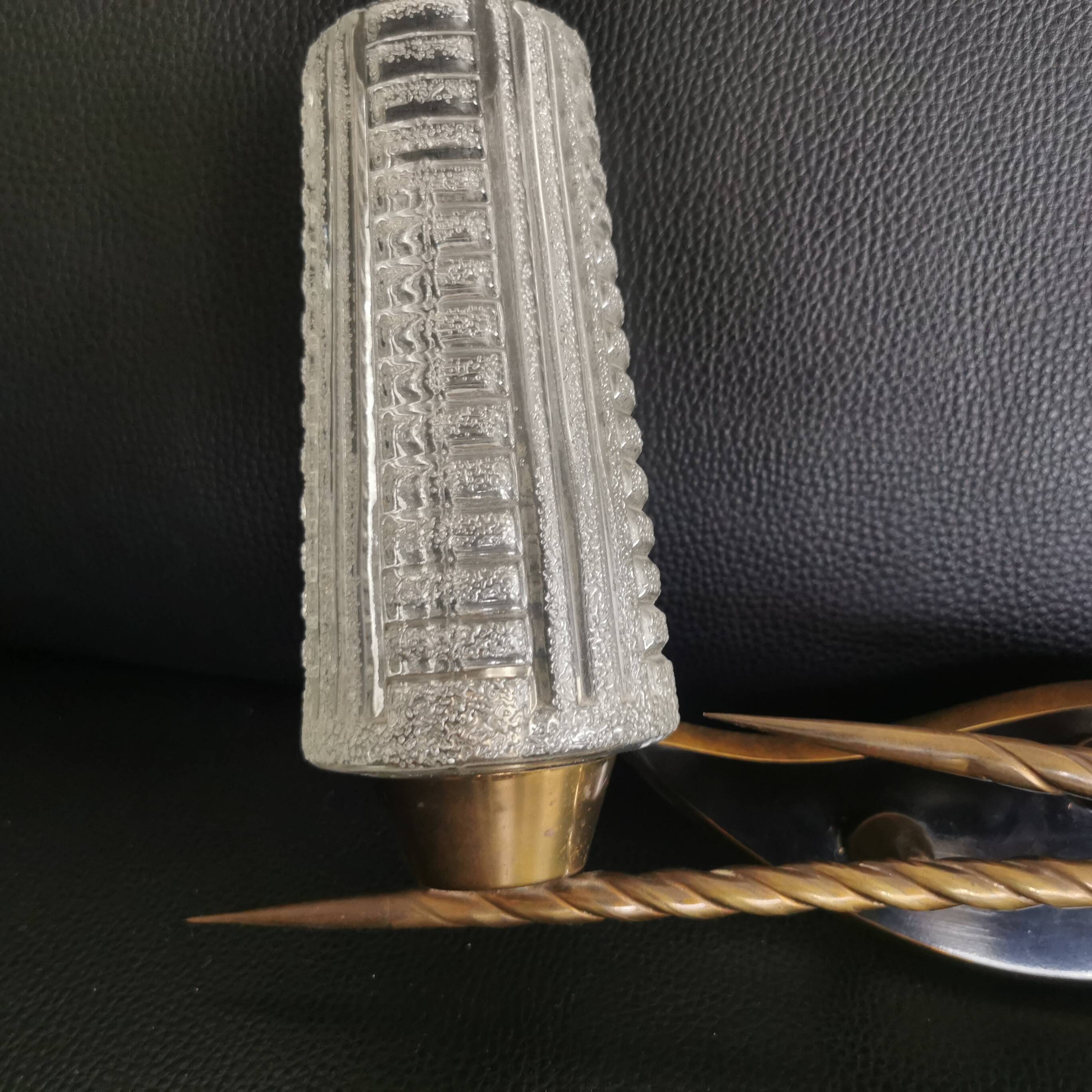 1 double lighting wall lamp in brass and black and gold glass