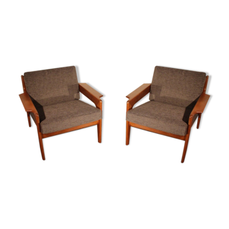 Arne Wahl Iversen's Scandinavian armchairs