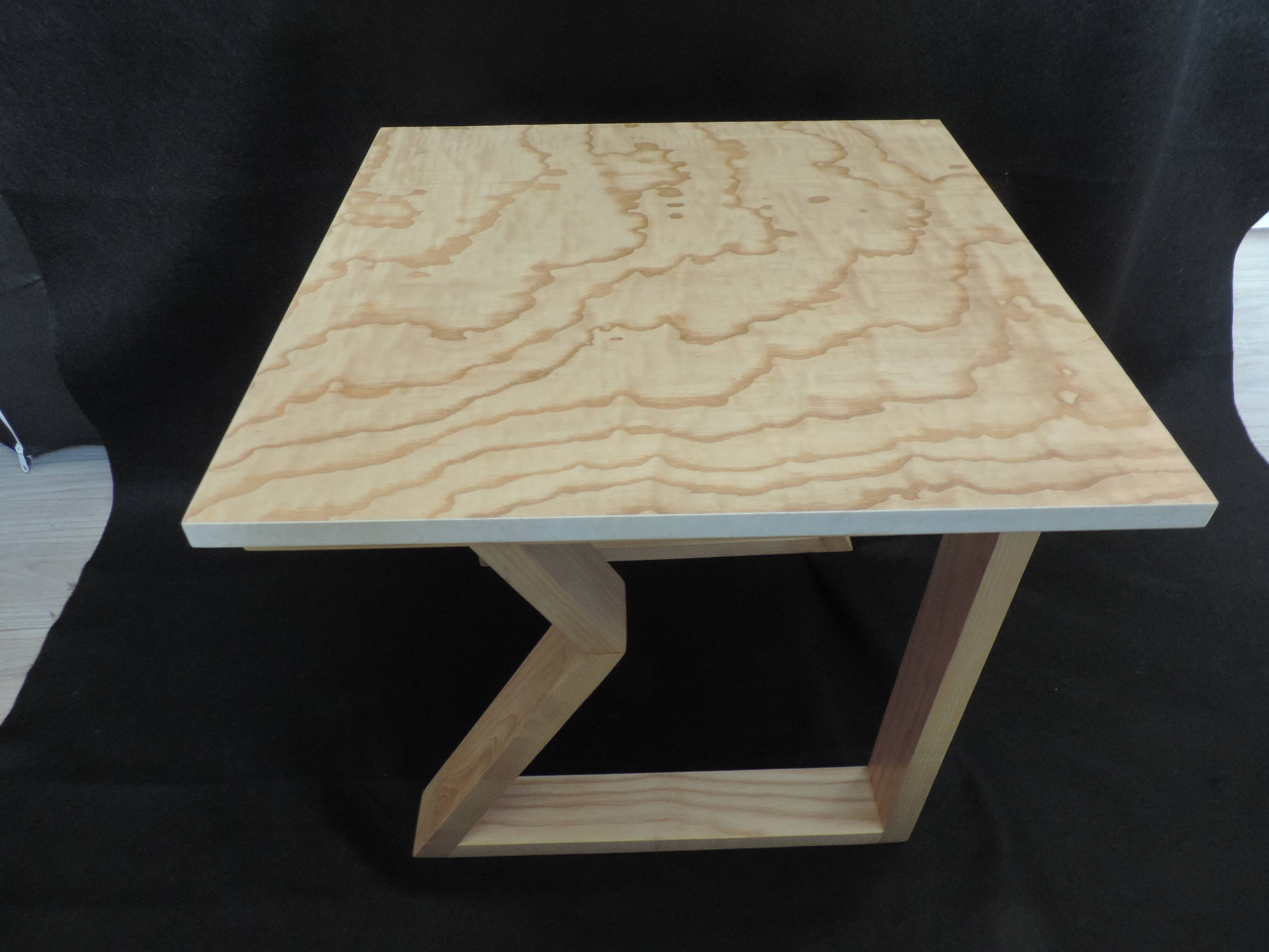 Table d'appoint