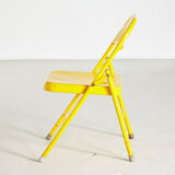 Chaise pliable jaune