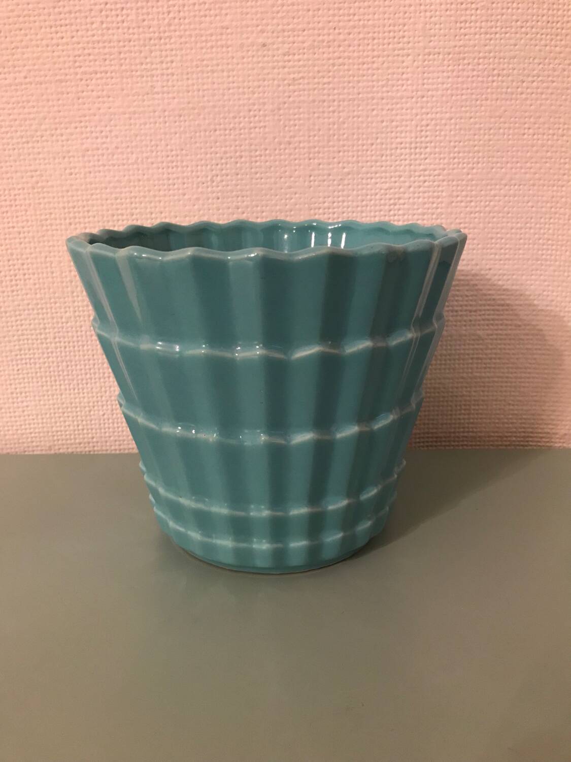 Saint Clément plant pot