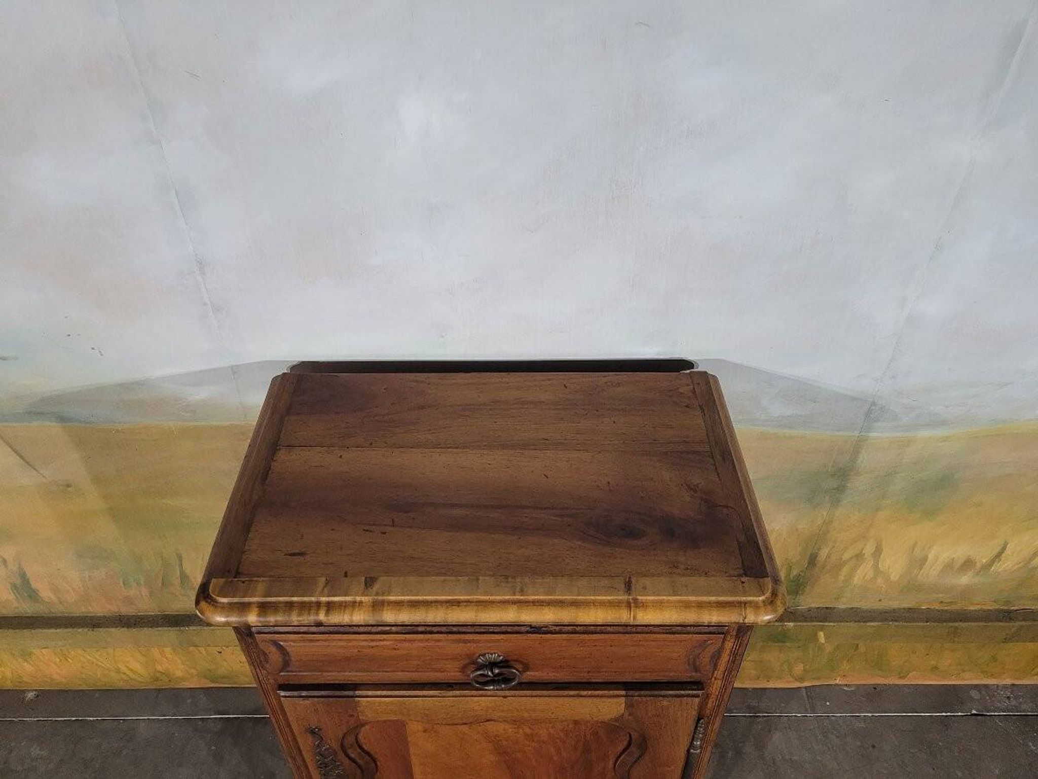 Walnut confiturer from the 19th century.
