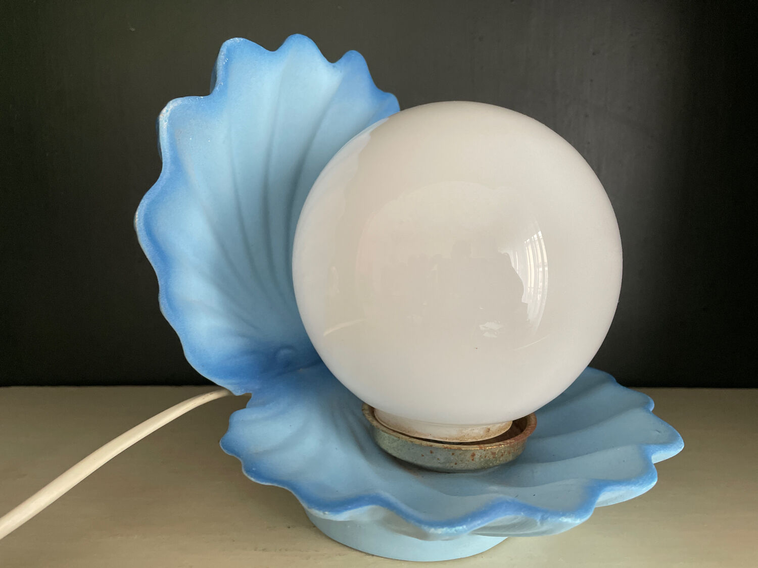 Vintage lamp bead shell ceramic