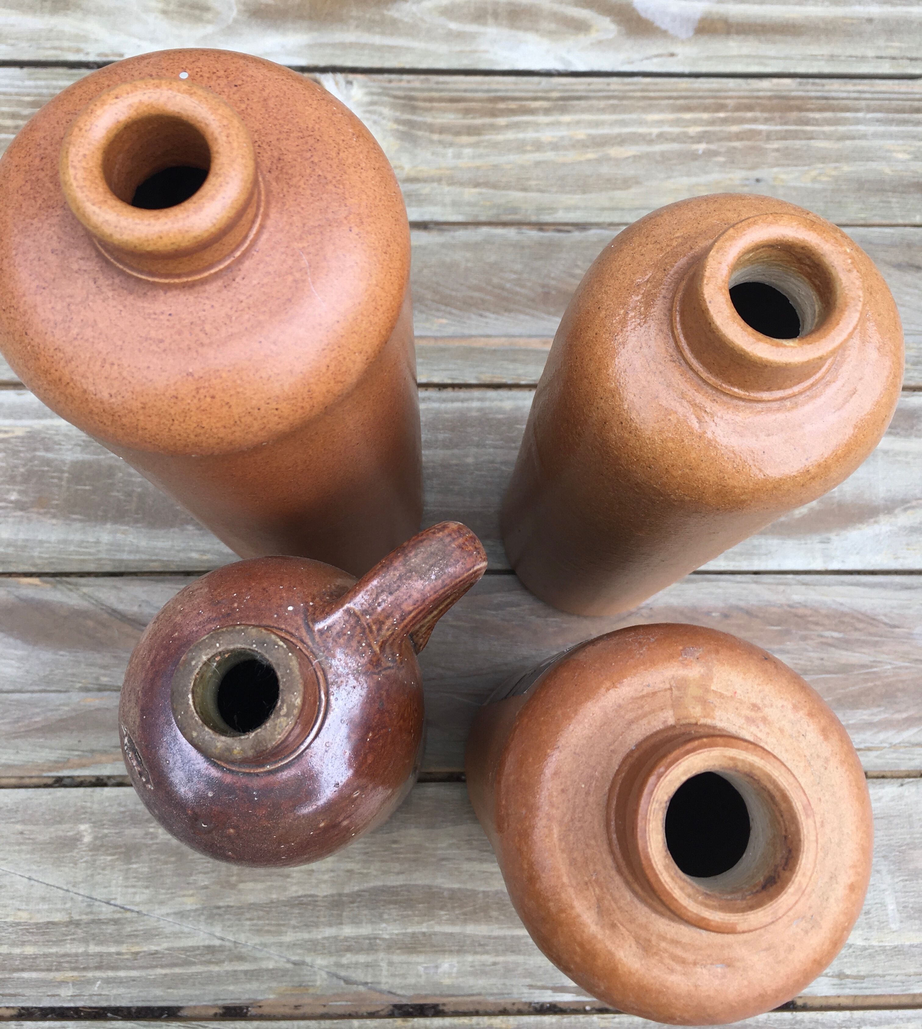 Lot de 4 bouteilles en grès