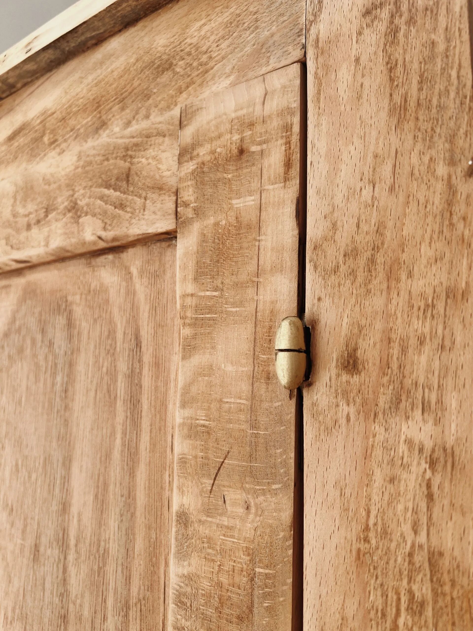 Parisian wardrobe in beech wood